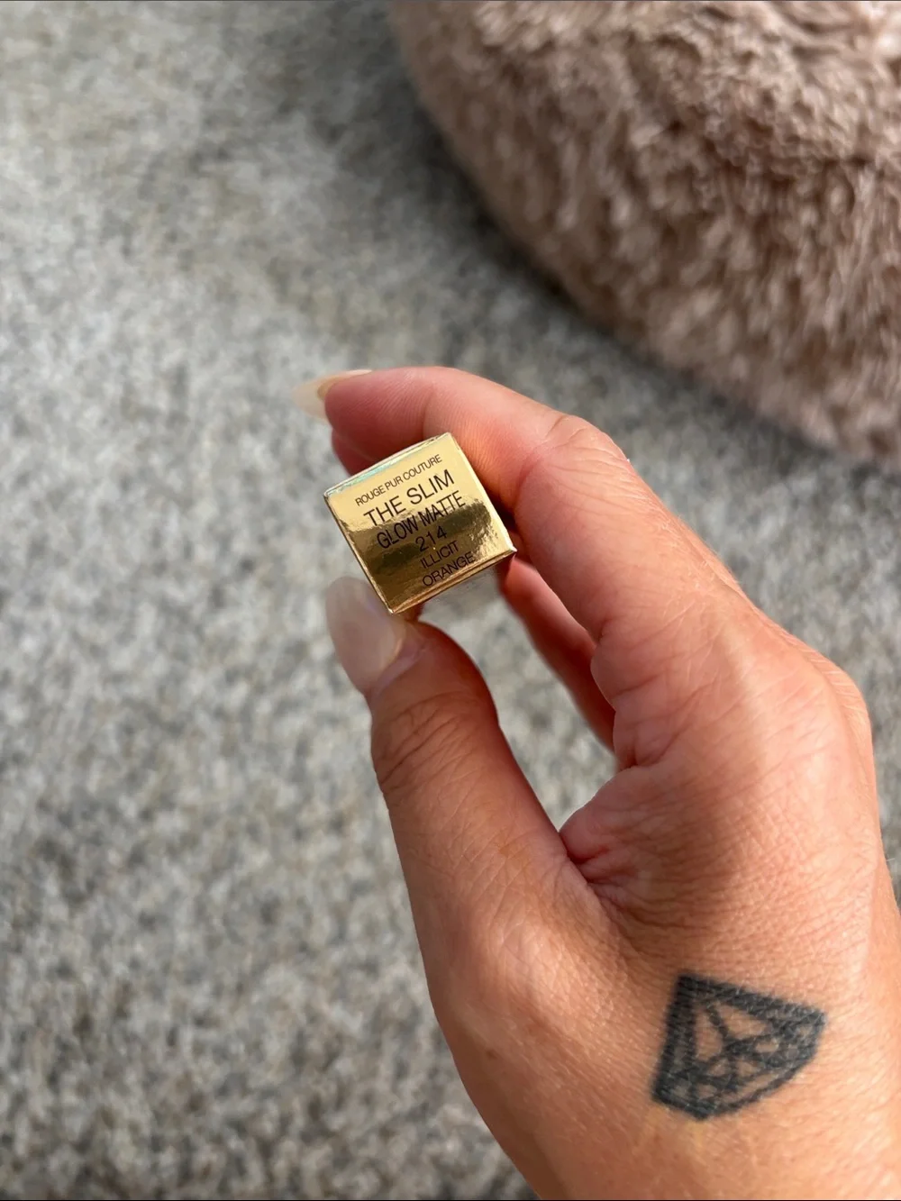 Yves Saint Laurent The Slim Glow Matte Lipstick - Gold Packaging
